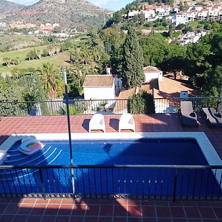Apartamento en Villa con Piscina Malaga Bagian luar foto